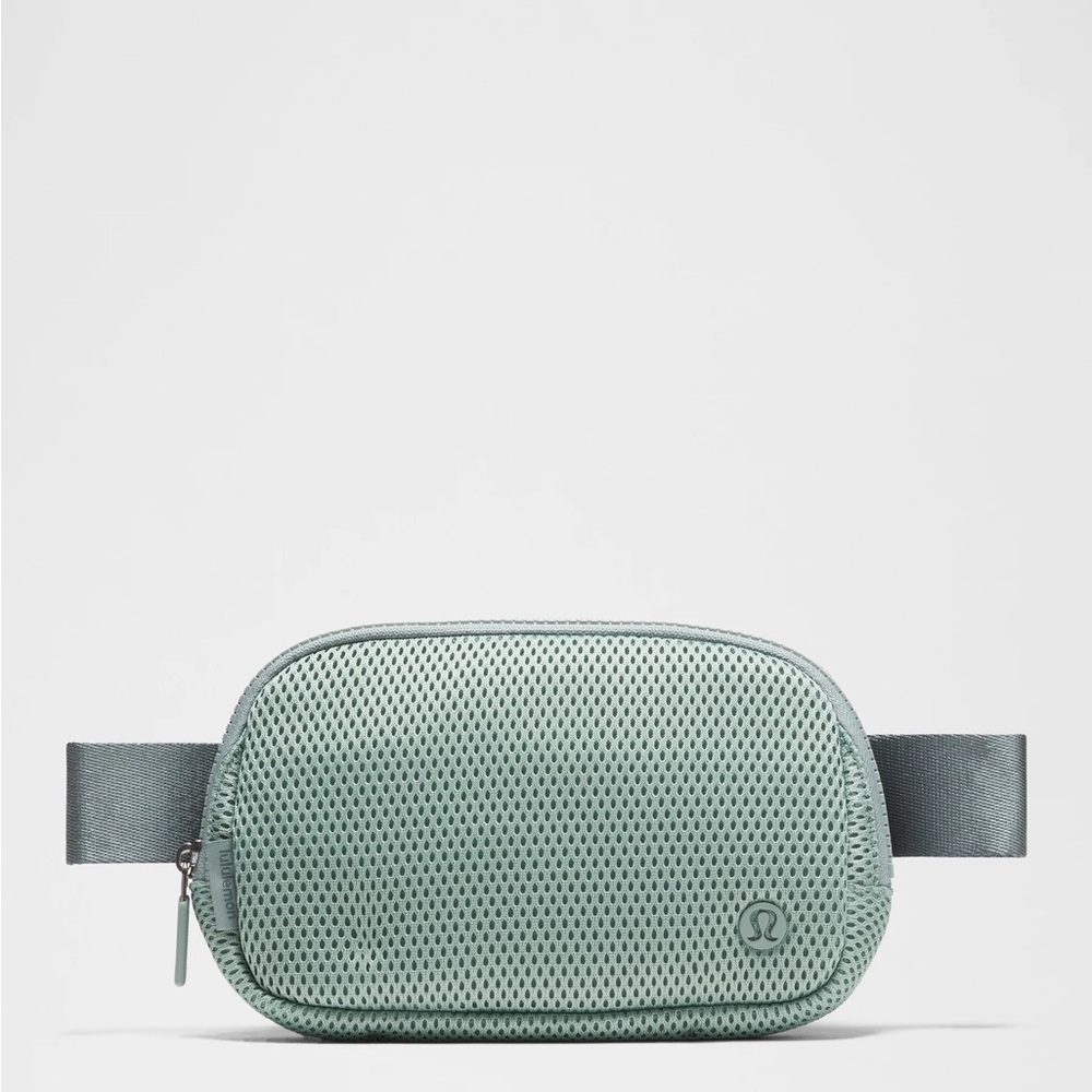 LULULEMON - SOLD OUT Crater Blue Everywhere Belt Bag 1L Knit Mesh - $48